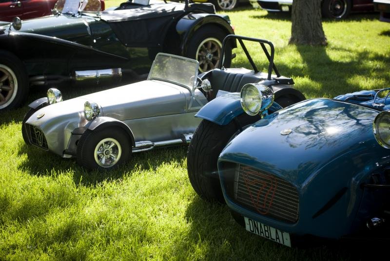 Photo of Baby 7 next to scannon's awesome Caterham.