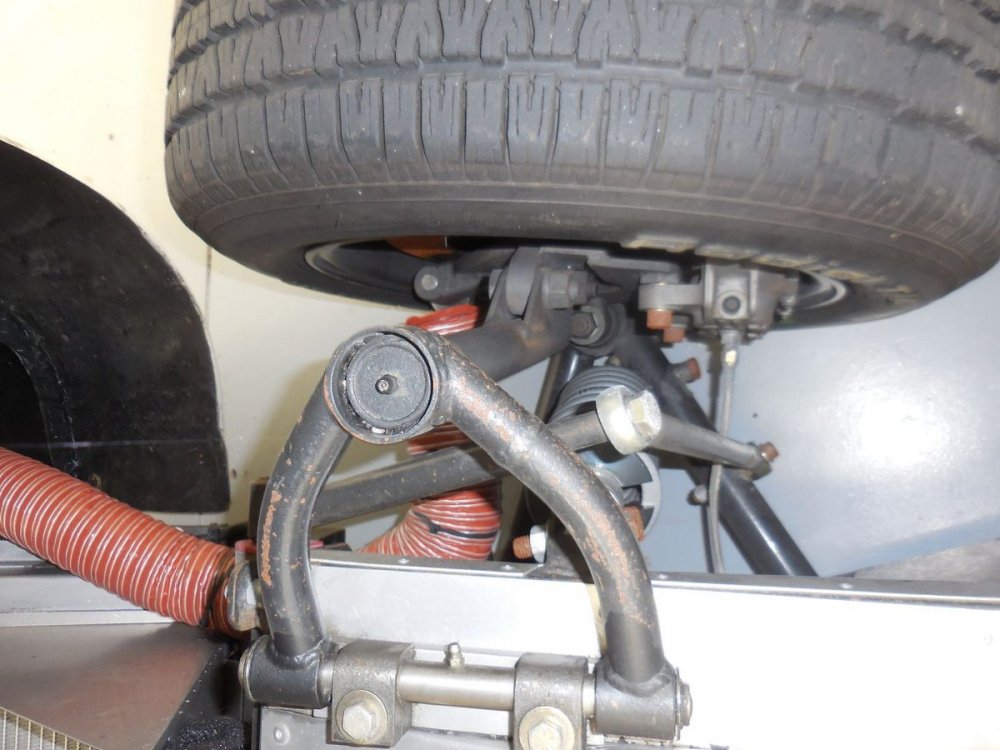 1965 lola t70 spyder mk I TRIBUTE (3).JPG