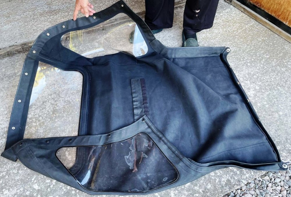 Seven S2 Hood Inside.jpg