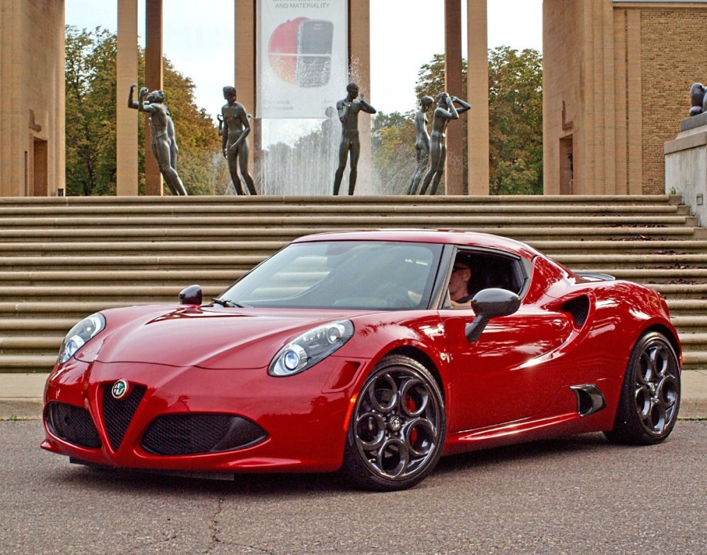Alfa 4C @ Cranbrook Academy 10-2-2019 2.jpg