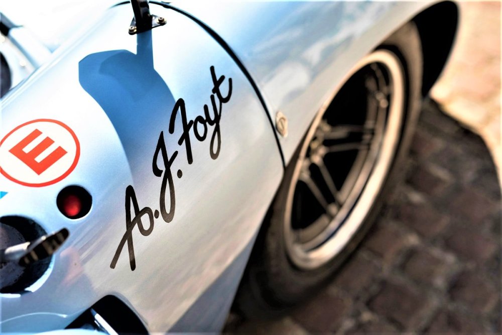 1965 lola t70 spyder mk II 1966 A J Foyt's car #83 (18).jpg