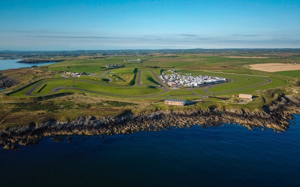 2139682099_D1AngleseyCircuit-1080x675.thumb.jpg.1ee1cfc3152121c0b084521f57b3c381.jpg