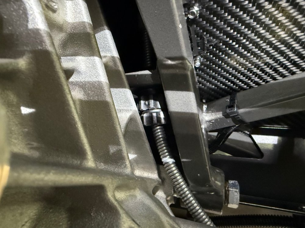 The handbrake adjuster and lock ring.jpg