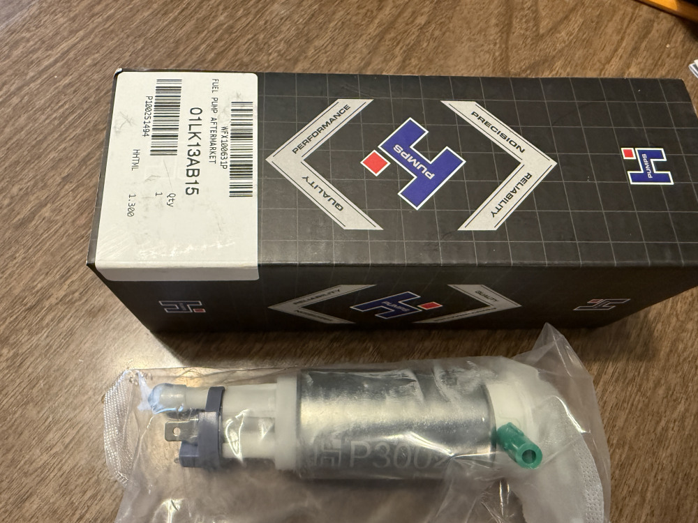 IMG_1730 new CSR fuel pump.JPG